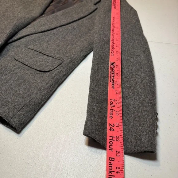 100% Pure Wool Vtg Boston Traveler Academia Gray Blazer Suit Jacket Size 5-6 USA - Picture 6 of 6